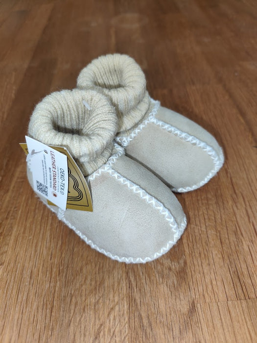 Babyschuhe - Lammfellschuhe Echtlammfell - Schuhe für Baby & Kleinkinder.
