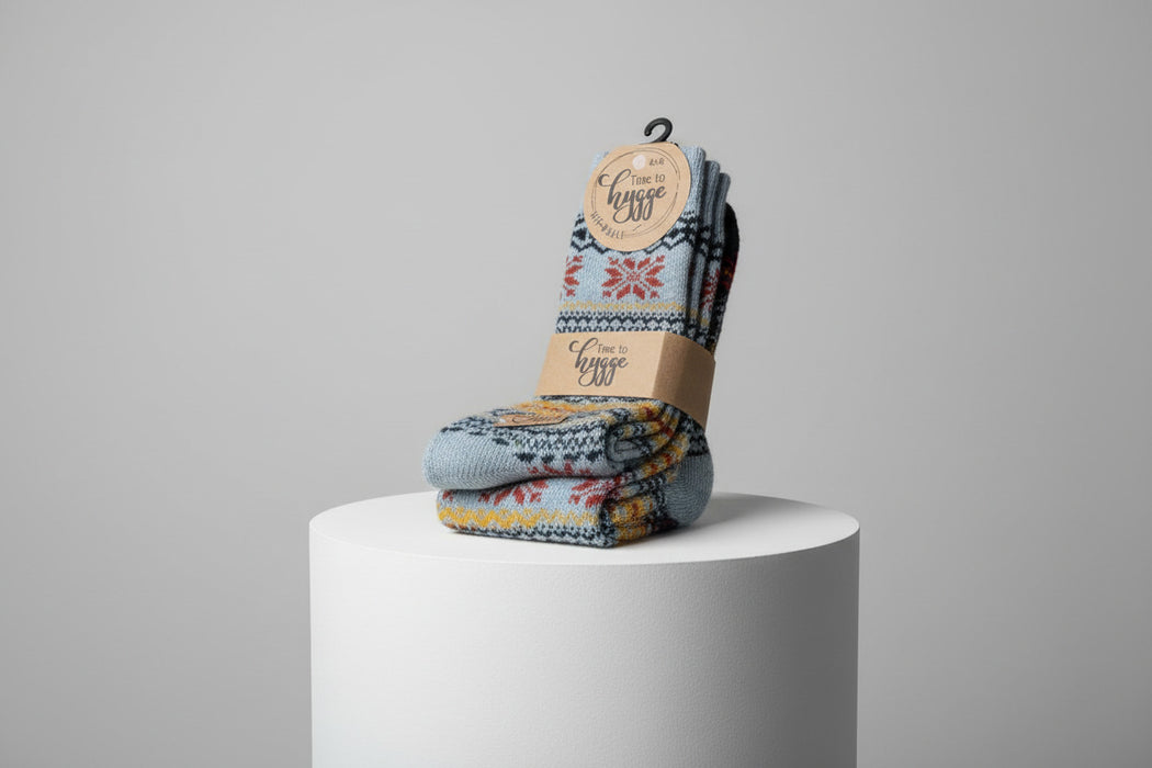 🧦 Hygge-Socken – Wärme, die man fühlt. Gemütlichkeit, die bleibt. 🤍